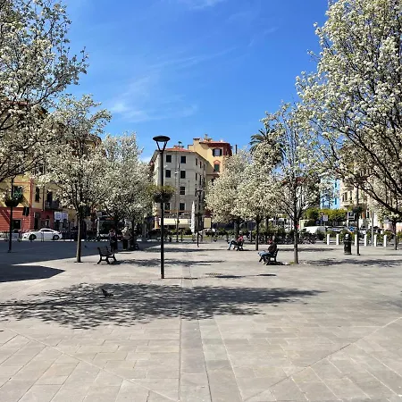 Lejlighed 15 Piazza Saint Bon La Spezia